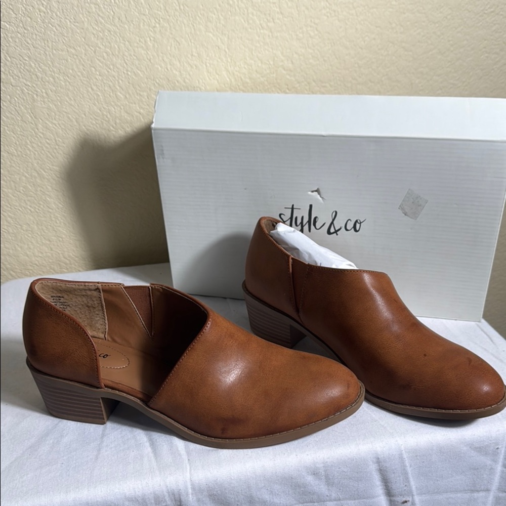 Style & Co. Brown Leather Mules Timeless Design
